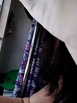 Yaya Mineira online show from April 5, 4:02 pm