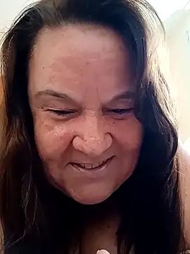 Snapshot of Yaya_Mineira chatting on March 1, 5:27 pm Yaya Mineira online show from March 1, 5:27 pm