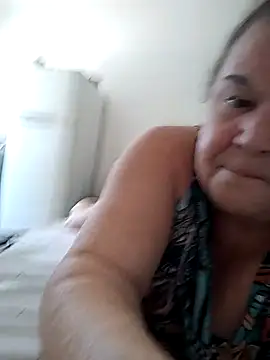 Snapshot of Yaya_Mineira chatting on October 12, 2:40 pm Yaya Mineira online show from October 12, 2:40 pm