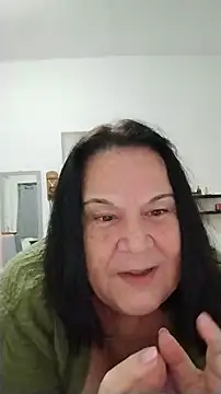 Snapshot of Yaya_Mineira chatting on June 24, 9:45 pm Yaya Mineira online show from June 24, 9:45 pm