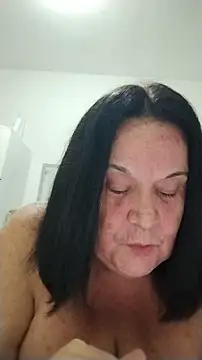 Snapshot of Yaya_Mineira chatting on June 7, 11:21 pm Yaya Mineira online show from June 7, 11:21 pm