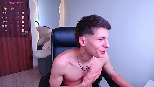 harrisoncuper online show from December 27, 9:11 pm