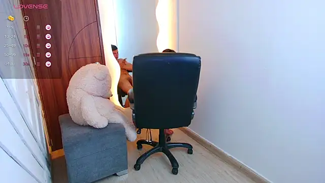 harrisoncuper online show from December 13, 11:00 pm