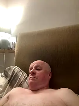 locallad88 online show from November 4, 11:30 pm