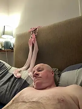 locallad88 online show from February 14, 12:00 am