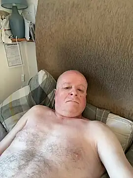 locallad88 online show from March 26, 7:39 am