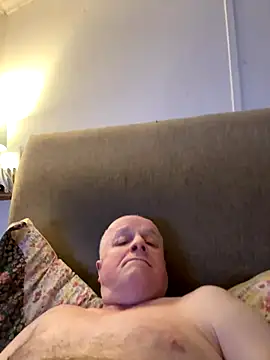 locallad88 online show from January 6, 10:36 pm