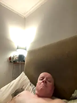 locallad88 online show from October 25, 11:16 pm