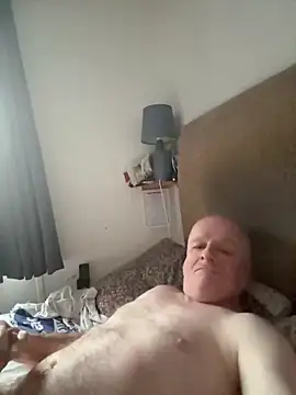 locallad88 online show from December 18, 9:14 am