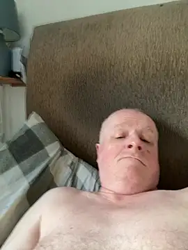 locallad88 online show from March 4, 5:10 pm