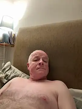Snapshot of locallad88 chatting on January 19, 7:37 pm locallad88 online show from January 19, 7:37 pm