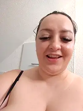 mihaelaa online show from April 4, 1:28 pm