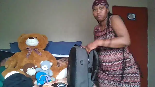 Snapshot of EbonySeductressx chatting on September 23, 2:57 pm EbonySeductressx online show from September 23, 2:57 pm