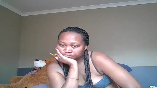 Snapshot of EbonySeductressx chatting on September 24, 2:12 pm EbonySeductressx online show from September 24, 2:12 pm