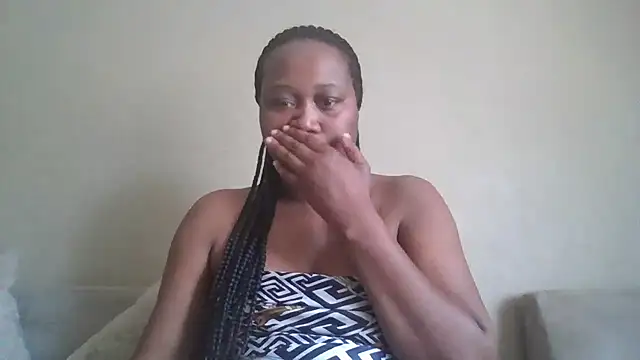 Snapshot of EbonySeductressx chatting on September 22, 11:05 am EbonySeductressx online show from September 22, 11:05 am
