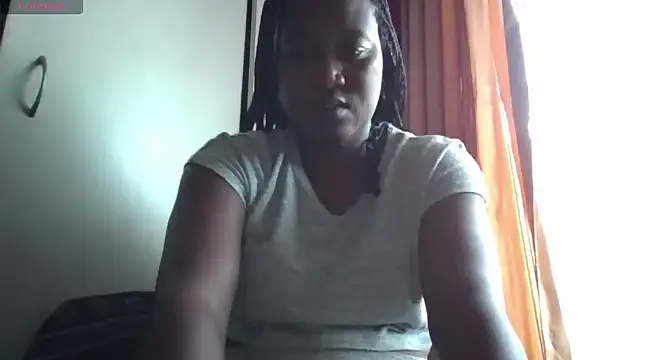 Snapshot of EbonySeductressx chatting on February 12, 4:22 pm EbonySeductressx online show from February 12, 4:22 pm