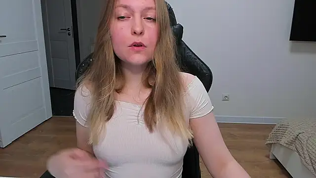 stacy miracle online show from April 19, 5:36 pm