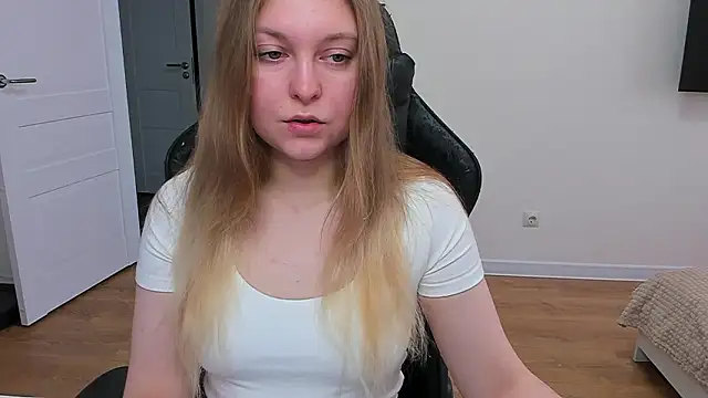 Snapshot of stacy_miracle chatting on February 5, 10:44 am stacy miracle online show from February 5, 10:44 am