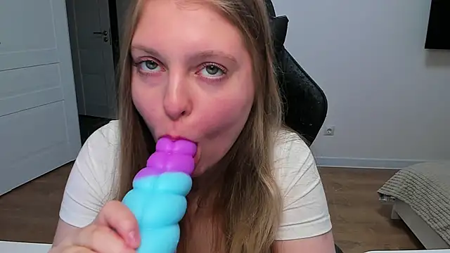 stacy miracle online show from April 8, 5:03 pm