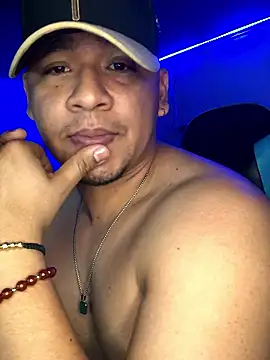 Dominik ozz online show from January 18, 3:54 am