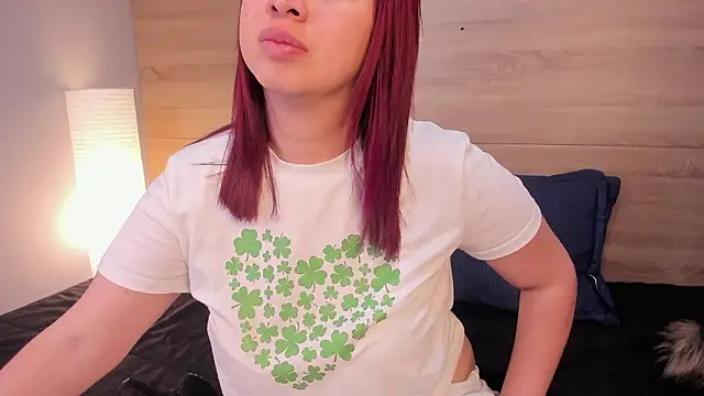 madelaine blosson online show from February 21, 10:50 am