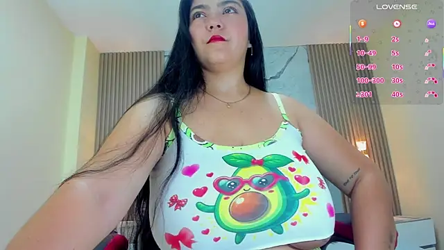 Snapshot of MAGIEVANS1 chatting on October 9, 12:28 pm MAGIEVANS1 online show from October 9, 12:28 pm