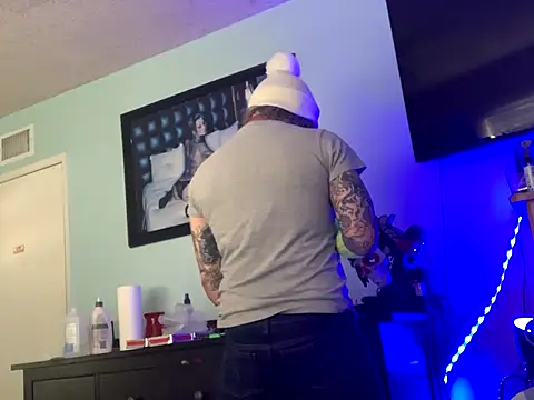 Kik SickSlut88 online show from October 11, 3:02 pm