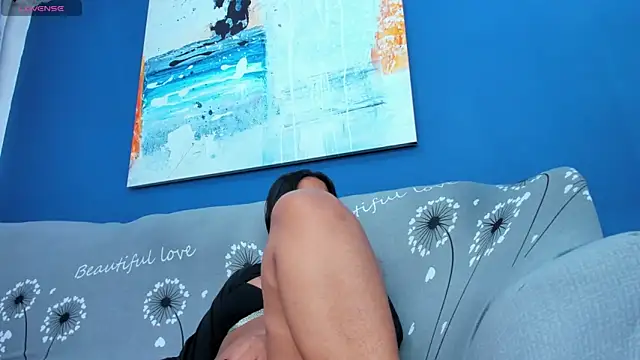 Snapshot of _Valeria_Brown chatting on November 18, 8:23 pm Valeria Brown online show from November 18, 8:23 pm