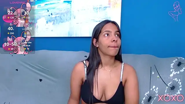 Snapshot of _Valeria_Brown chatting on November 6, 4:27 am Valeria Brown online show from November 6, 4:27 am