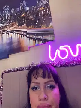 Lolaley2 online show from December 18, 1:48 pm