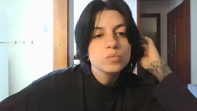 Snapshot of kyslrana chatting on May 20, 2:25 pm kyslrana online show from May 20, 2:25 pm