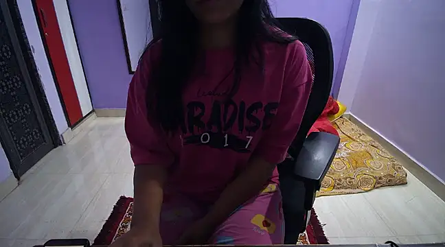 Snapshot of BabyNaina chatting on January 9, 6:04 pm BabyNaina online show from January 9, 6:04 pm