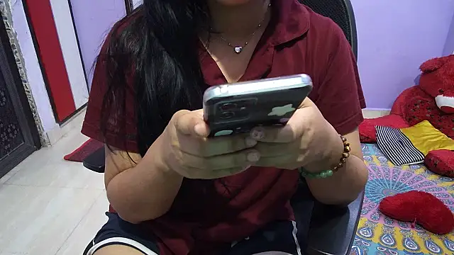 BabyNaina online show from March 15, 6:04 pm