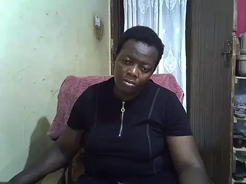 Snapshot of Ebonyceline chatting on December 3, 3:00 pm Ebonyceline online show from December 3, 3:00 pm