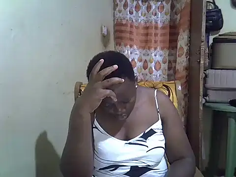 Snapshot of Ebonyceline chatting on September 28, 7:32 pm Ebonyceline online show from September 28, 7:32 pm