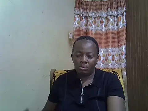 Snapshot of Ebonyceline chatting on October 20, 1:18 am Ebonyceline online show from October 20, 1:18 am