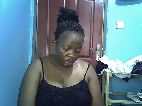 Snapshot of Ebonyceline chatting on July 18, 7:50 am Ebonyceline online show from July 18, 7:50 am