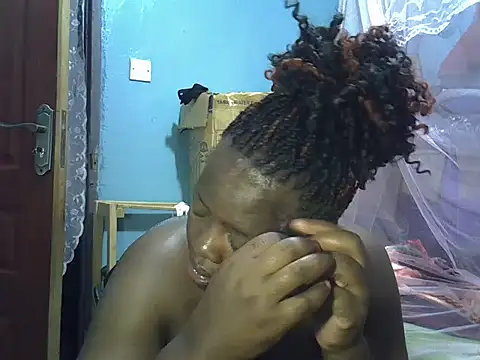 Ebonyceline online show from April 18, 8:49 am