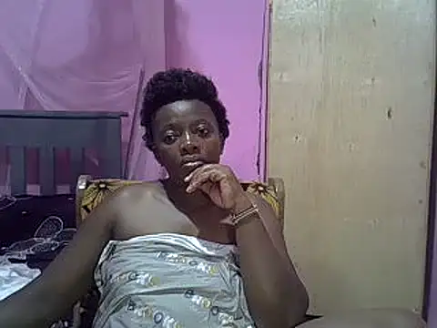 Snapshot of Ebonyceline chatting on March 18, 7:44 pm Ebonyceline online show from March 18, 7:44 pm
