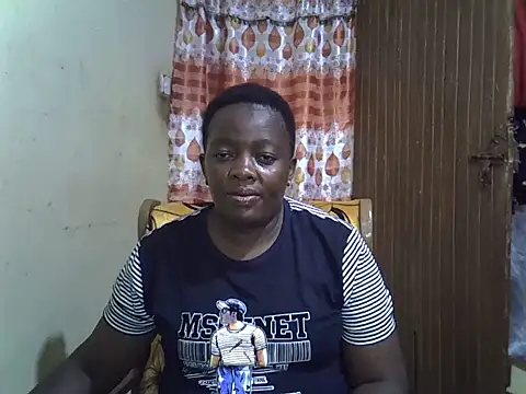 Snapshot of Ebonyceline chatting on October 15, 7:11 pm Ebonyceline online show from October 15, 7:11 pm