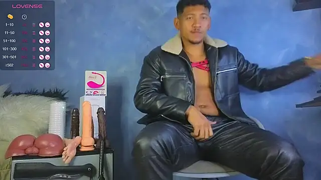 TomLover 12 online show from July 5, 1:32 am
