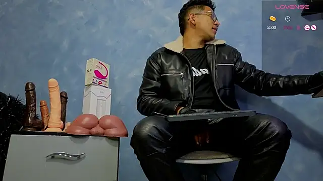 TomLover 12 online show from January 16, 2:04 am