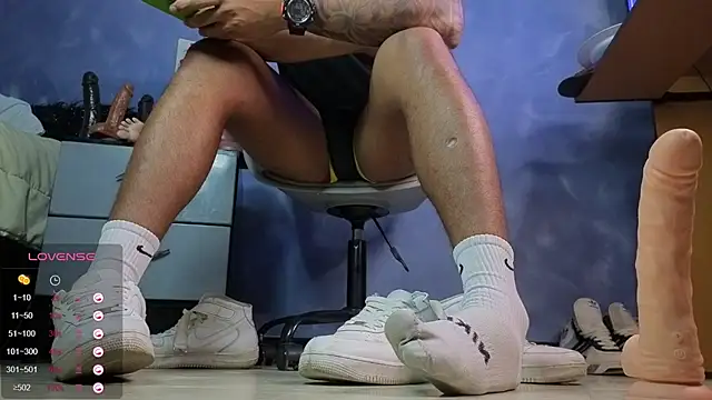 TomLover 12 online show from February 27, 5:18 am