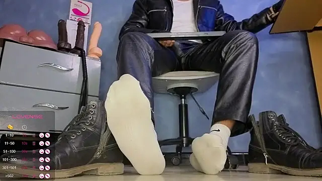 TomLover 12 online show from March 29, 2:24 am