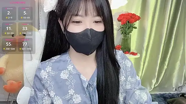 Snapshot of Mya_Lee chatting on February 20, 4:36 pm Mya Lee online show from February 20, 4:36 pm