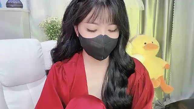 Snapshot of Mya_Lee chatting on February 10, 7:28 pm Mya Lee online show from February 10, 7:28 pm