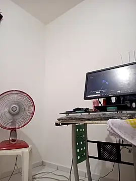 CASADASIGILO2 online show from March 9, 2:07 am