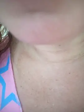 CASADASIGILO2 online show from October 21, 5:40 am