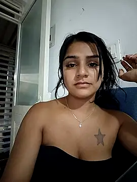 AnnRosse18 online show from February 15, 3:20 am