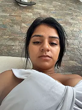 AnnRosse18 online show from January 7, 3:06 pm